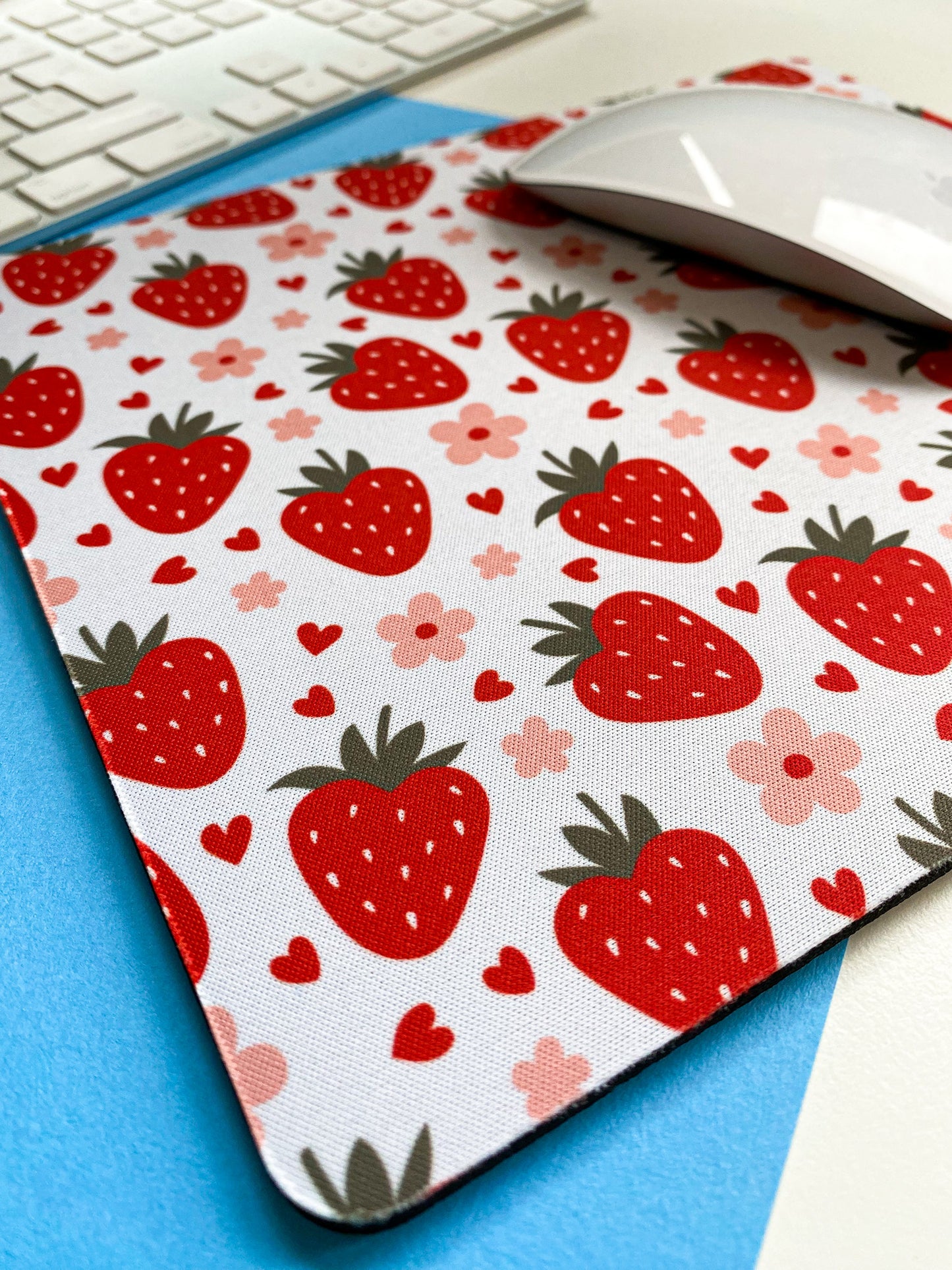 Strawberry Hearts | Mouse Pad