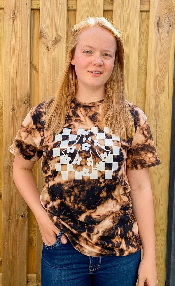 Reversed Dye Checkered Ghost | T-Shirt