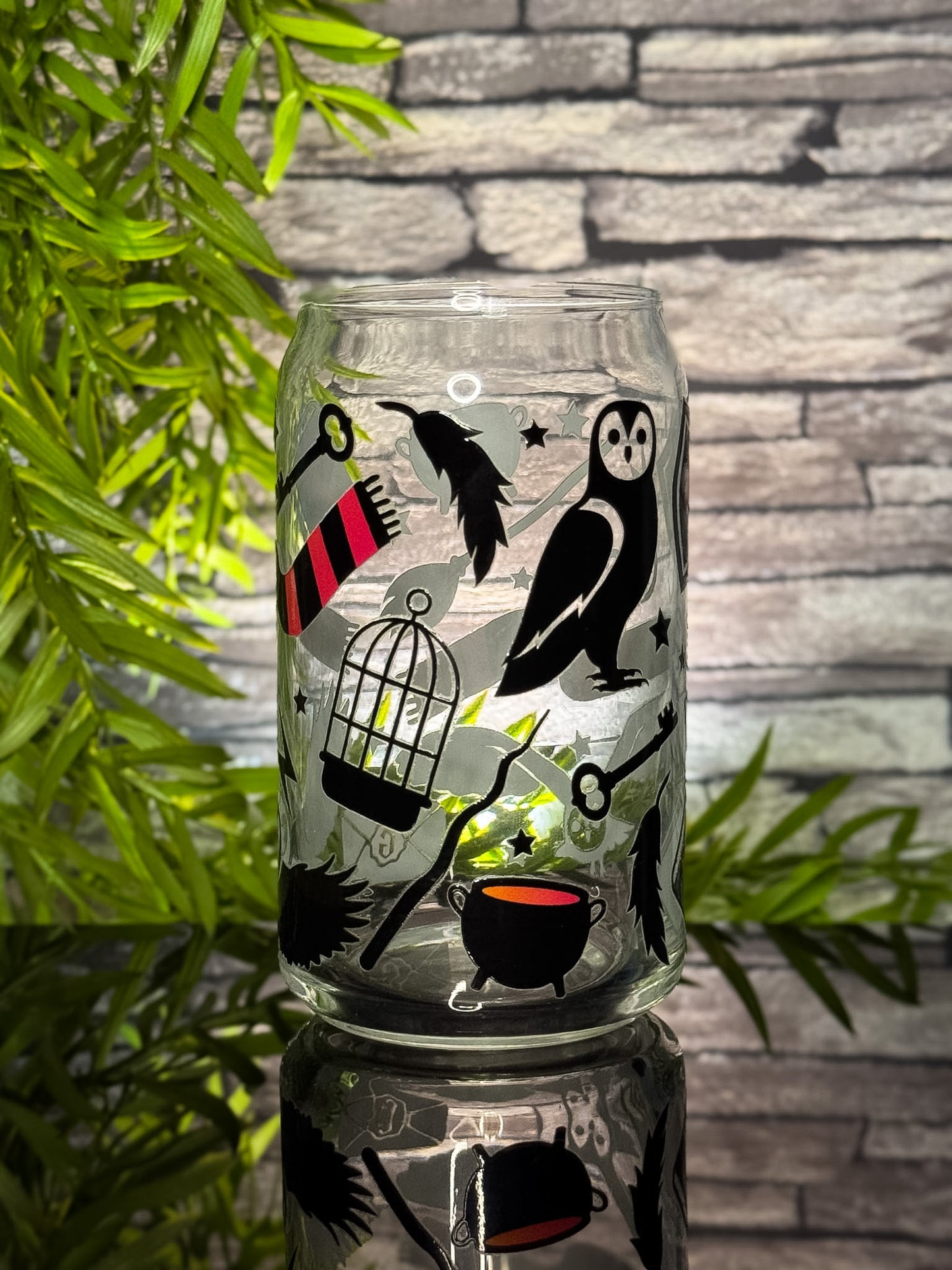 Wizard Red | Glass Can