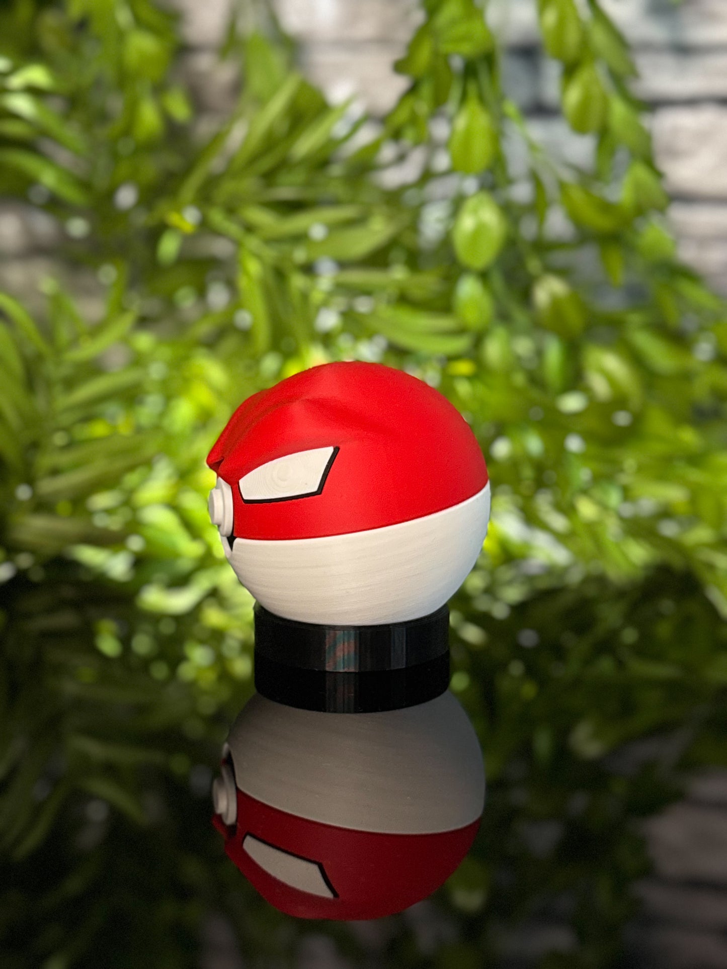 #0100 | Monsterball