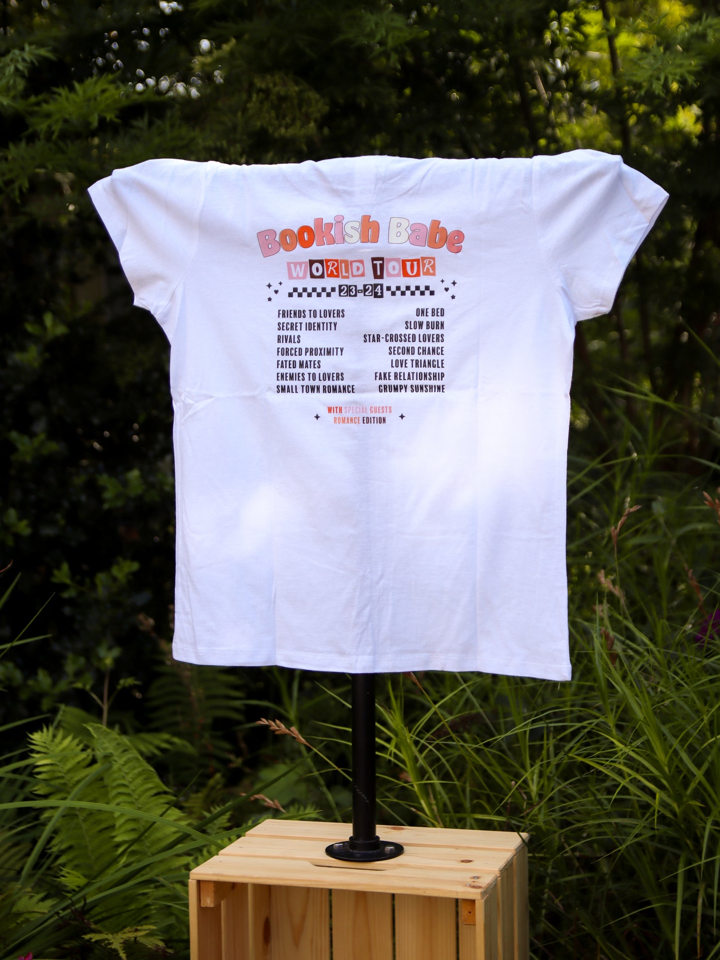 Bookish Babe World Tour | T-Shirt