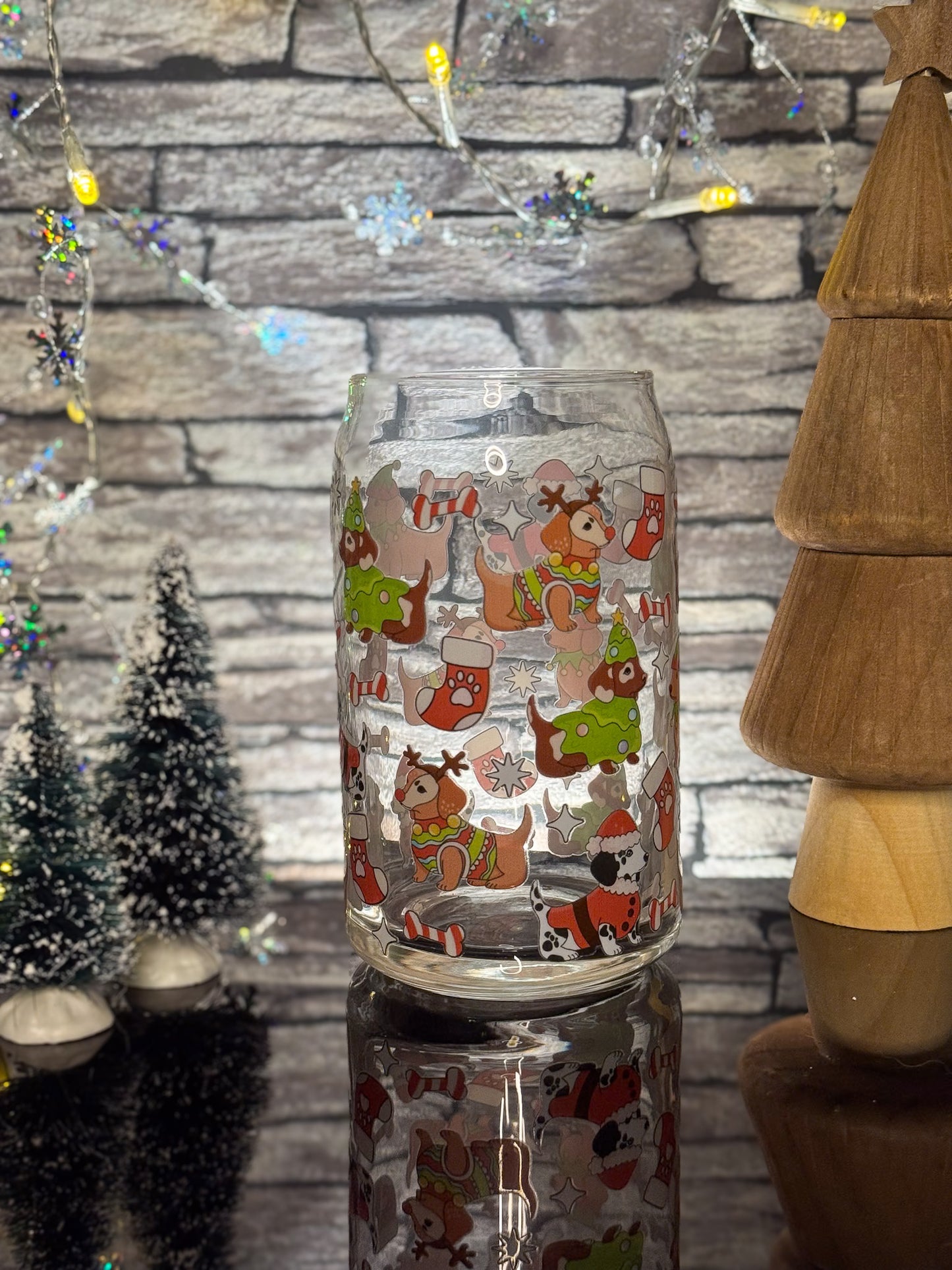 Christmas Dogs | Glass Can