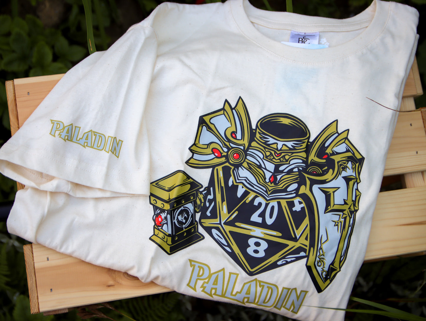 Paladin | T-Shirt