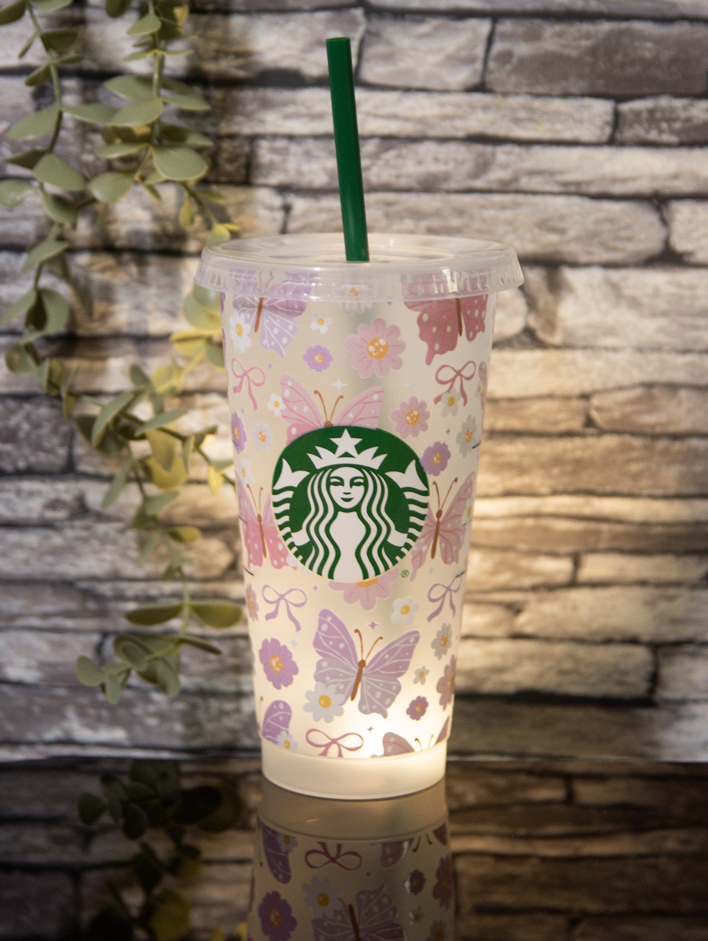 Pastel Butterflys | Venti