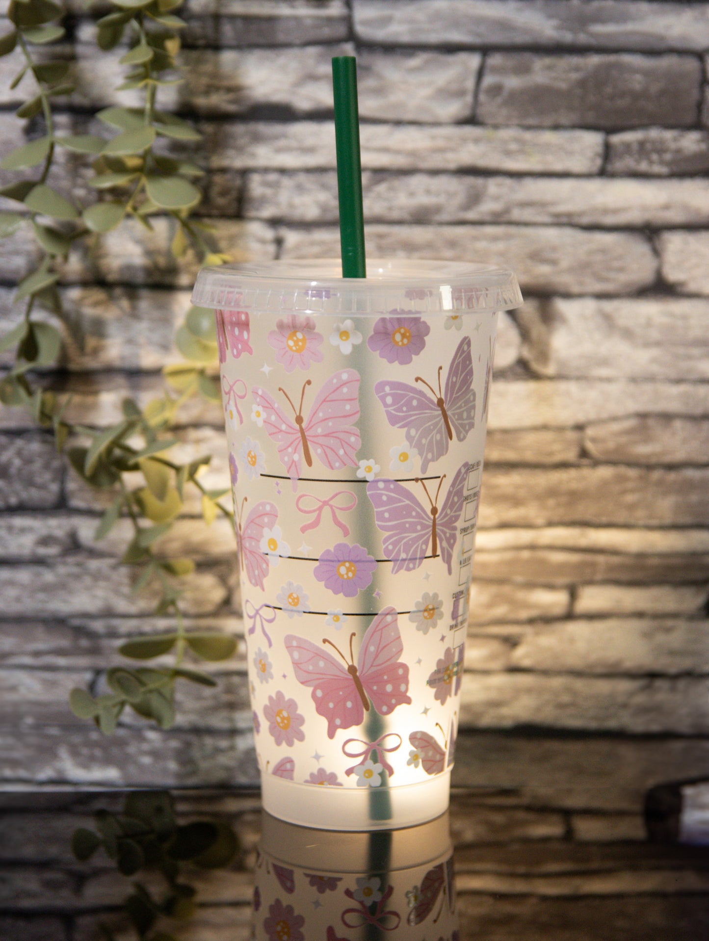 Pastel Butterflys | Venti