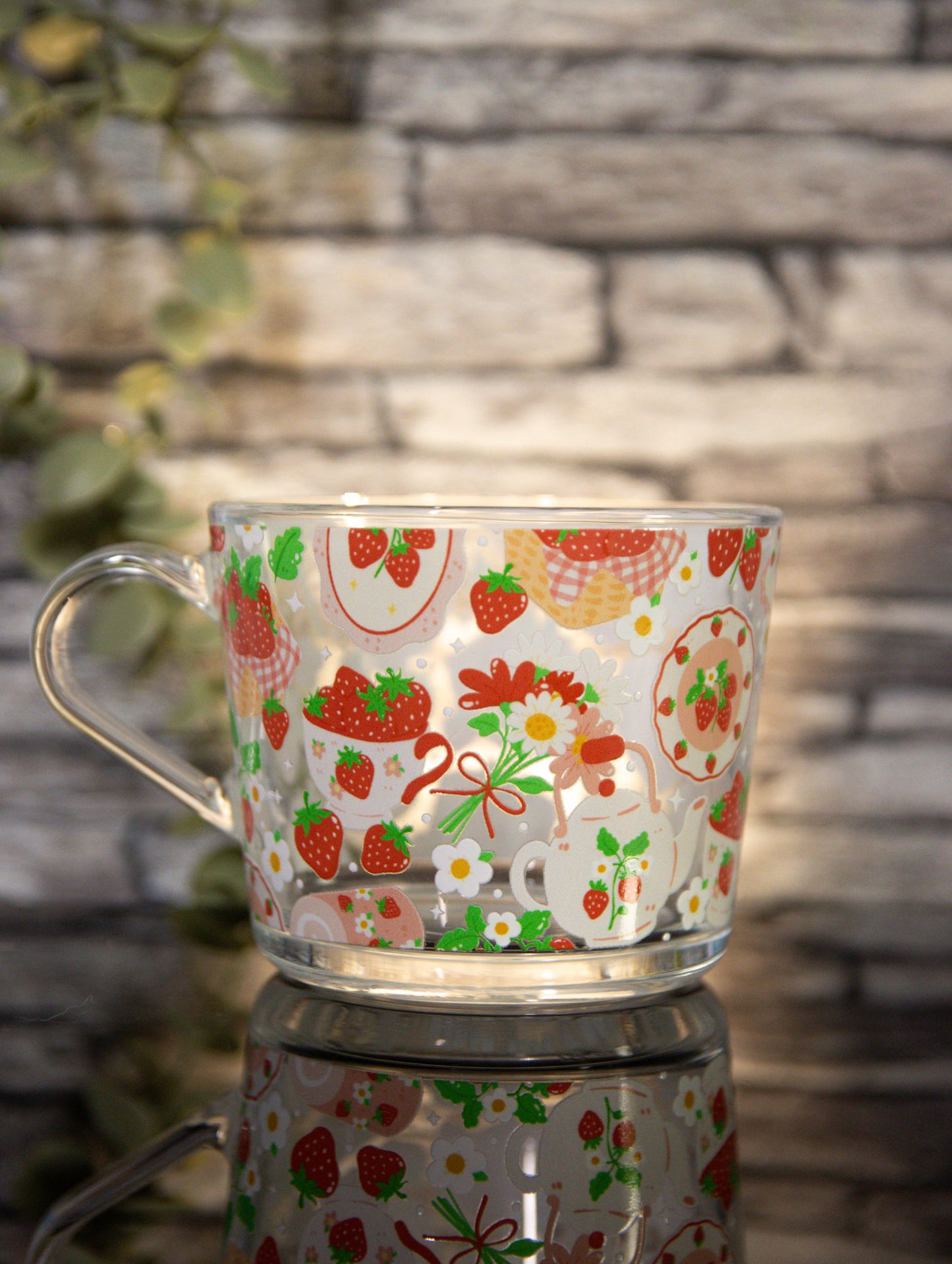 Strawberry Picnic | Tea Cup