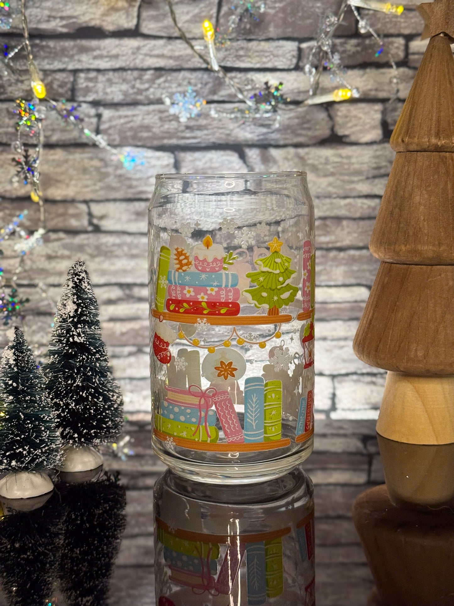 Winter Bookshelf | Glass Can